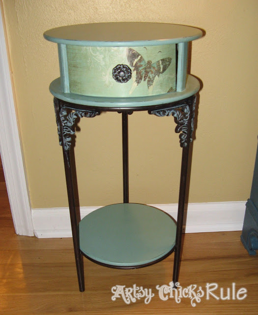 Butterflies, Chalk Paint & a Little Decoupage artsychicksrule.com #decoupage #chalkpaintedfurniture #provencechalkpaint