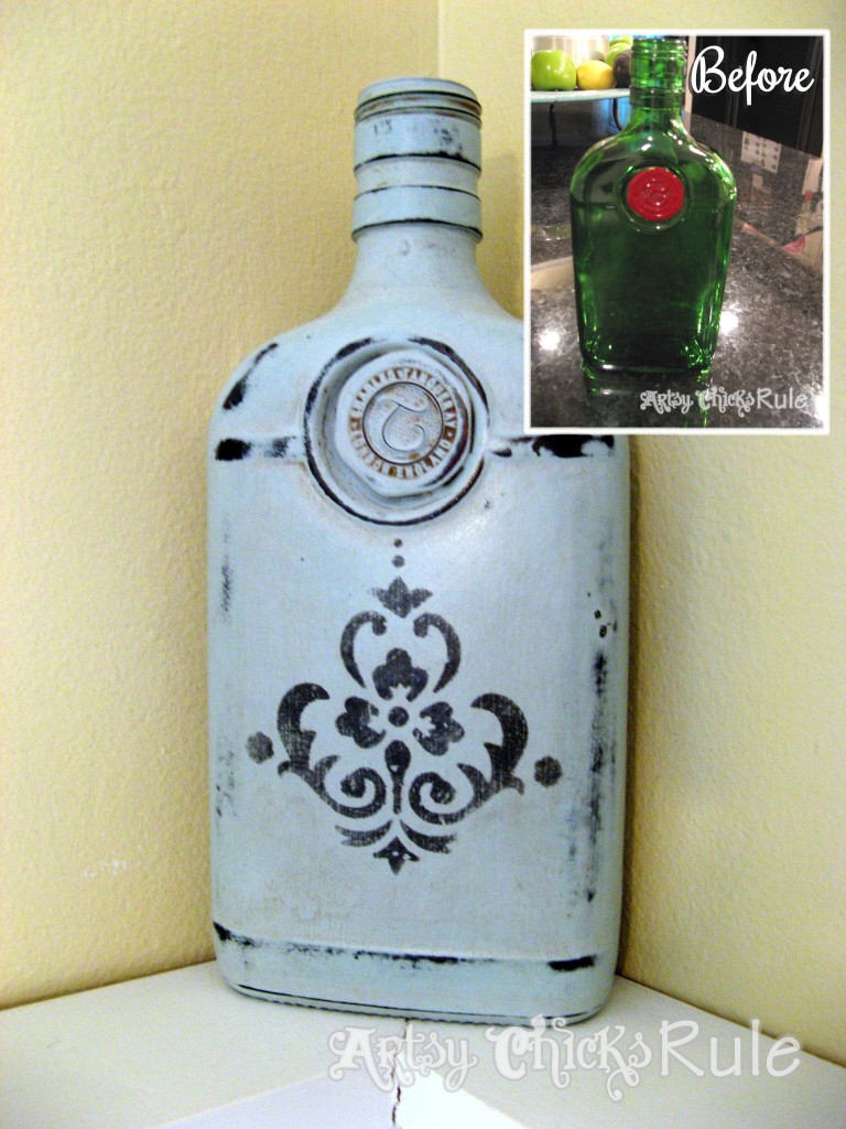 Empty Gin Bottle to Home Decor / Chalk Paint & Stencil / artsychicksrule.com