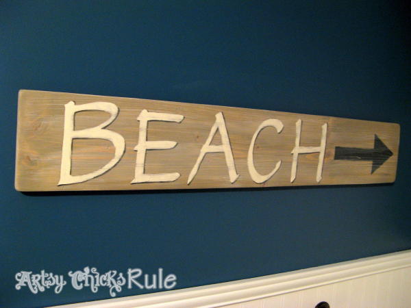 Faux Driftwood Beach Sign Tutorial - artsychicksrule.com #beachsign #fauxdriftwood #driftwoodfinish #diybeachsign