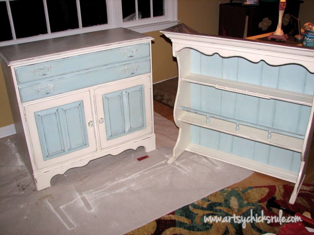 Annie Sloan Chalk Paint Blue Hutch artsychicksrule.com #shabbyfurniture #chalkpaintedfurniture #fixerupperstyle #farmhousedecor #farmhousehutch