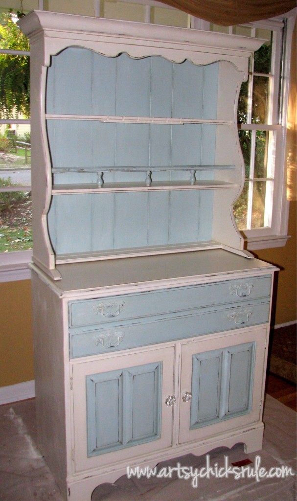 Annie Sloan Chalk Paint Blue Hutch artsychicksrule.com #shabbyfurniture #chalkpaintedfurniture #fixerupperstyle #farmhousedecor #farmhousehutch