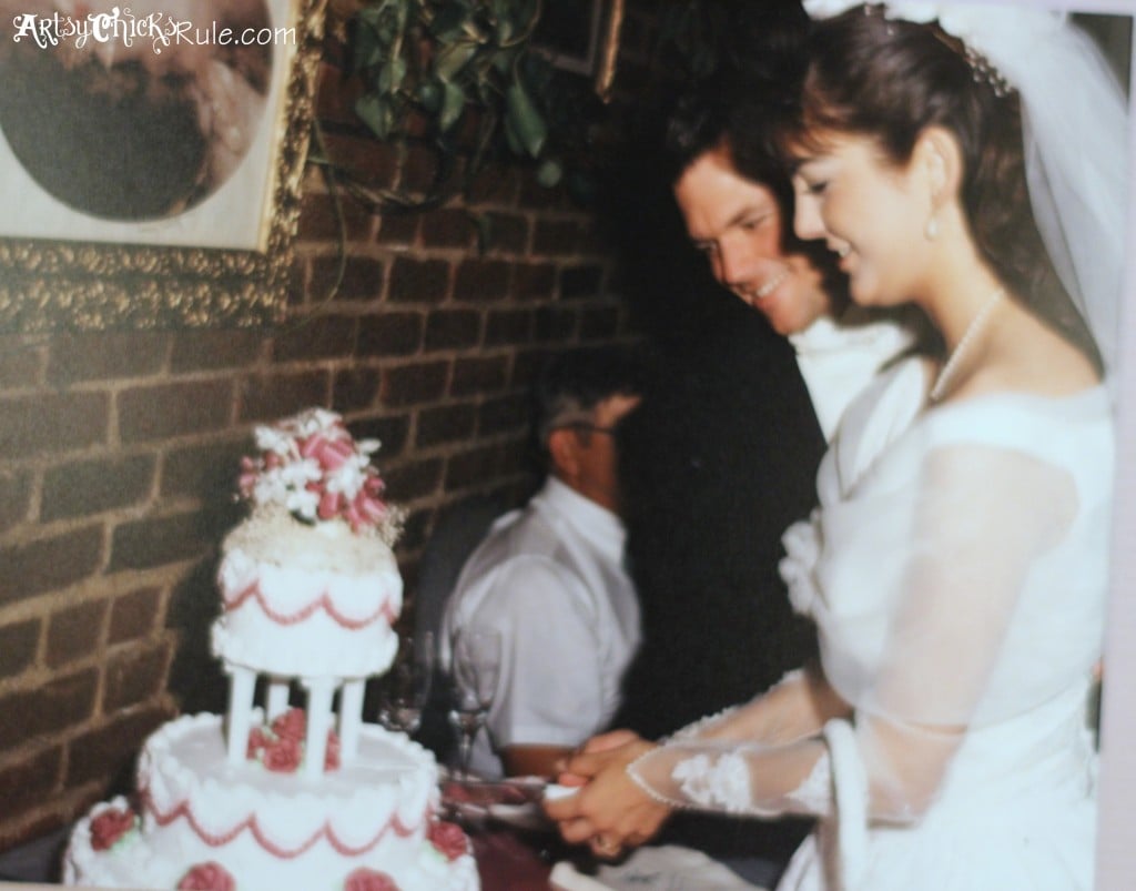 Cutting the Cake - Artsy Chicks Rule