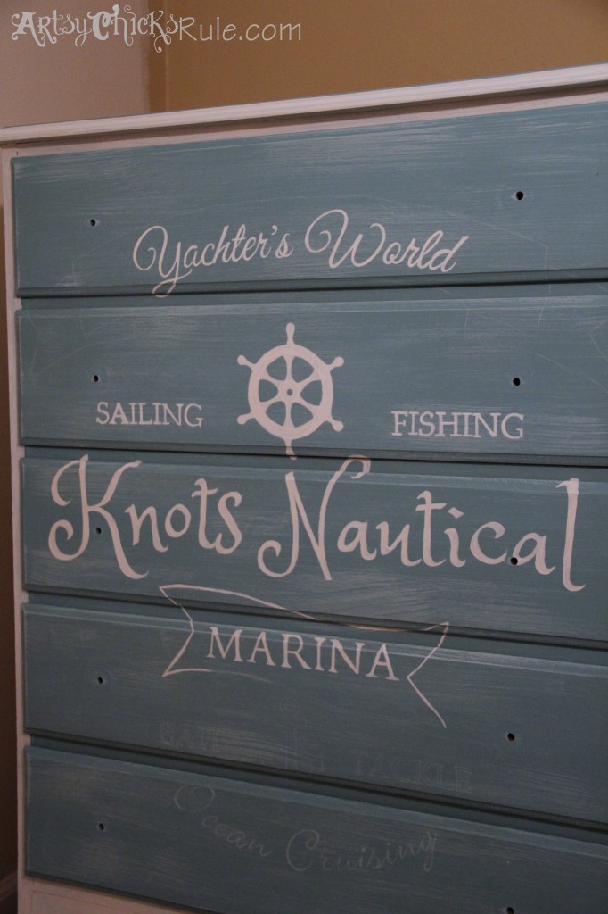 Coastal Themed Chest With Custom Graphics & Chalk Paint!! artsychicksrule.com