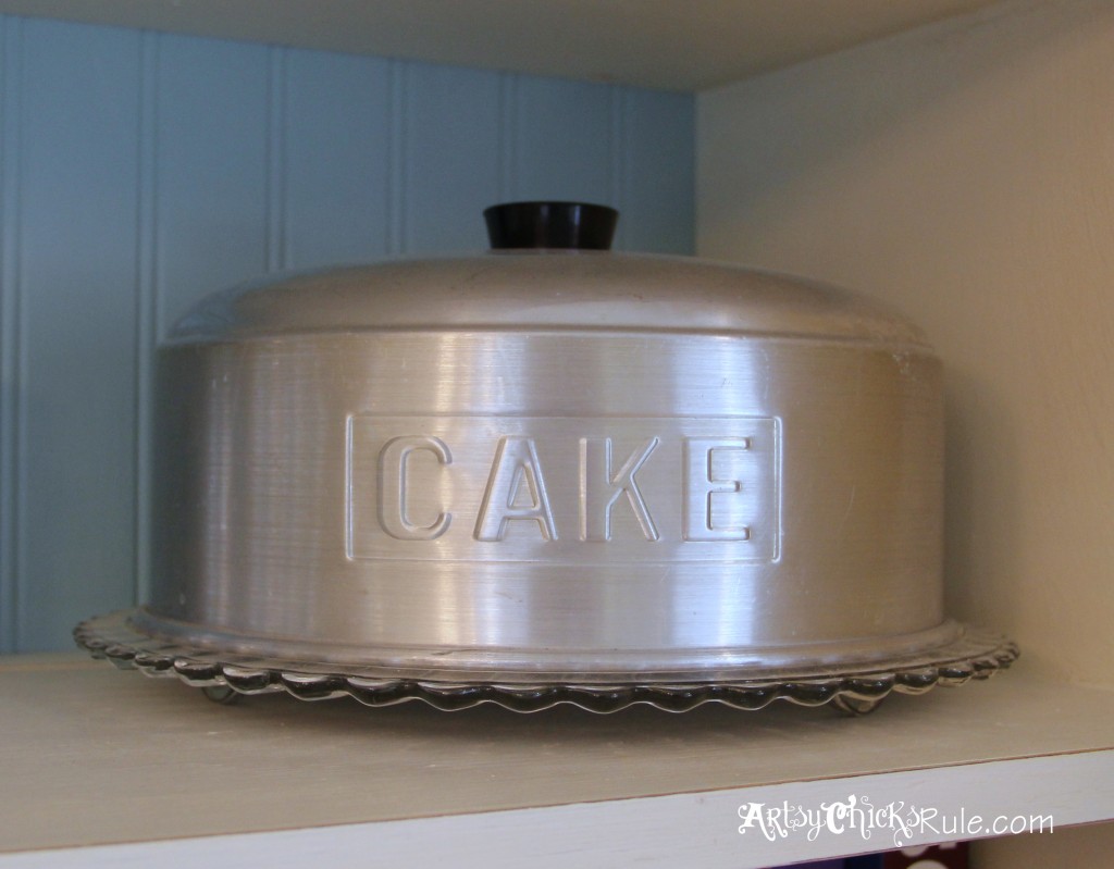 Baker's Hutch - Retro Tin Cake Plate - Annie Sloan Chalk Paint