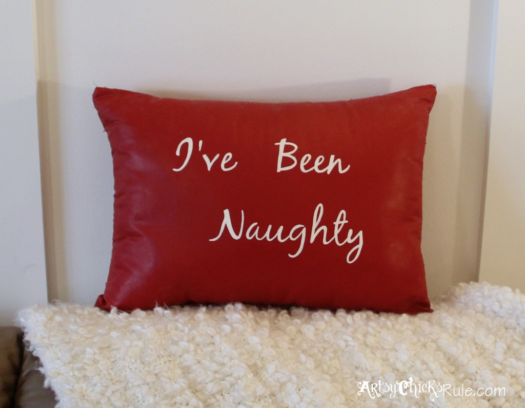 Naughty or Nice Painted Pillow and FREE Printable!! artsychicksrule.com #naughtyornice