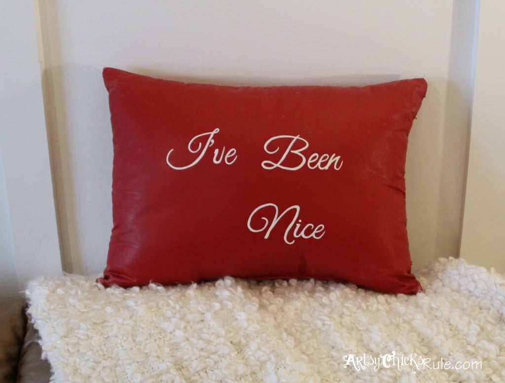 Naughty and Nice Pillow Painted with Emperors Silk Chalk Paint- #chalkpaint #diy #holidaydecor #Christmasdecor artsychicksrule.com
