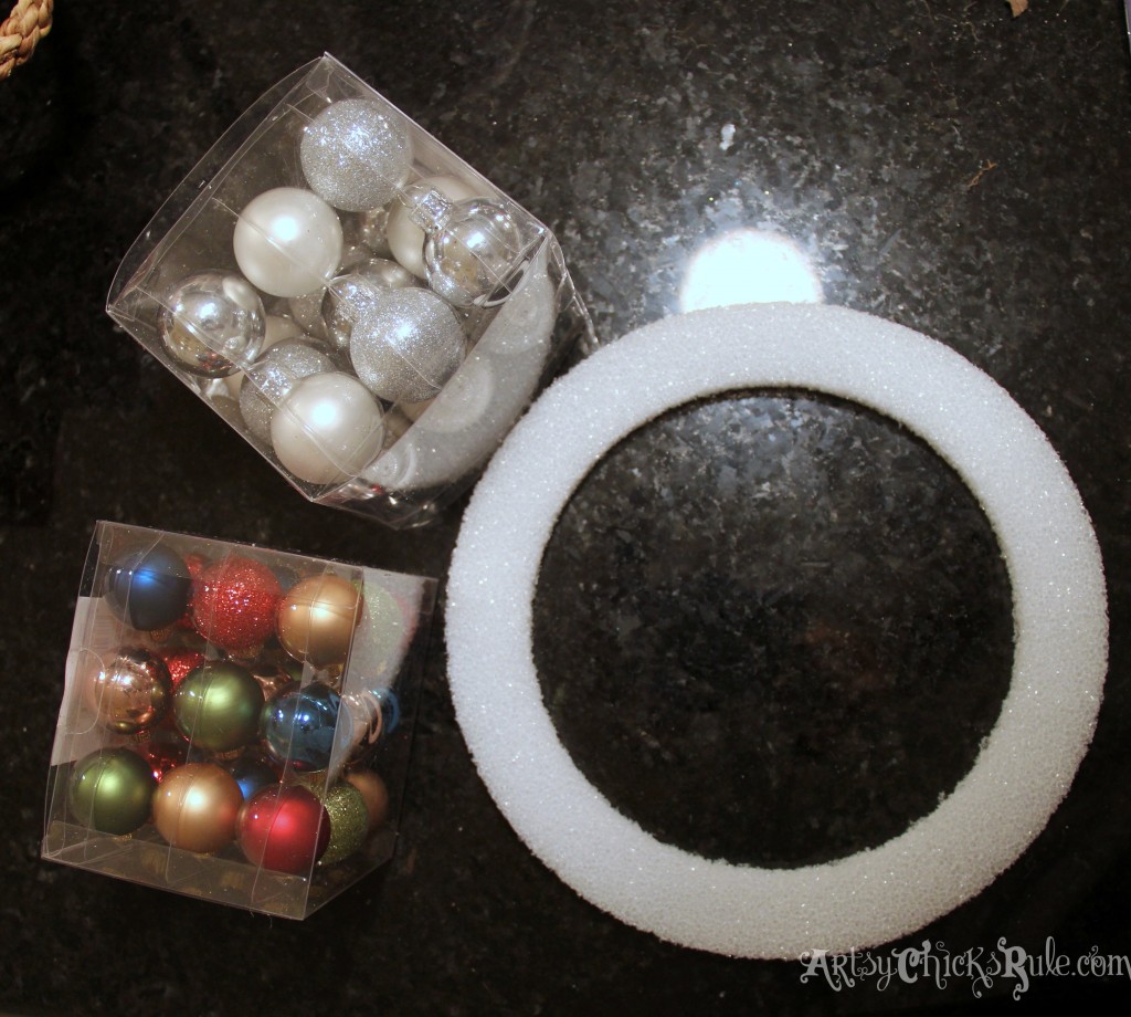 Make your own DIY Christmas Wreath