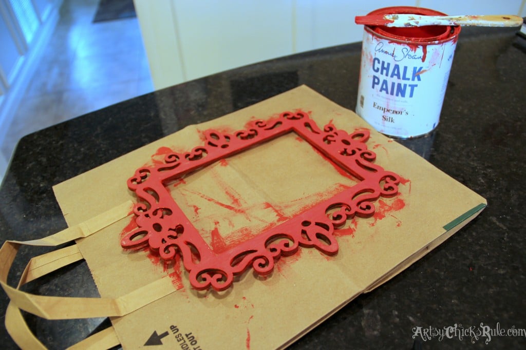 Simple & Fun Valentine's Day Craft - Painting frame red