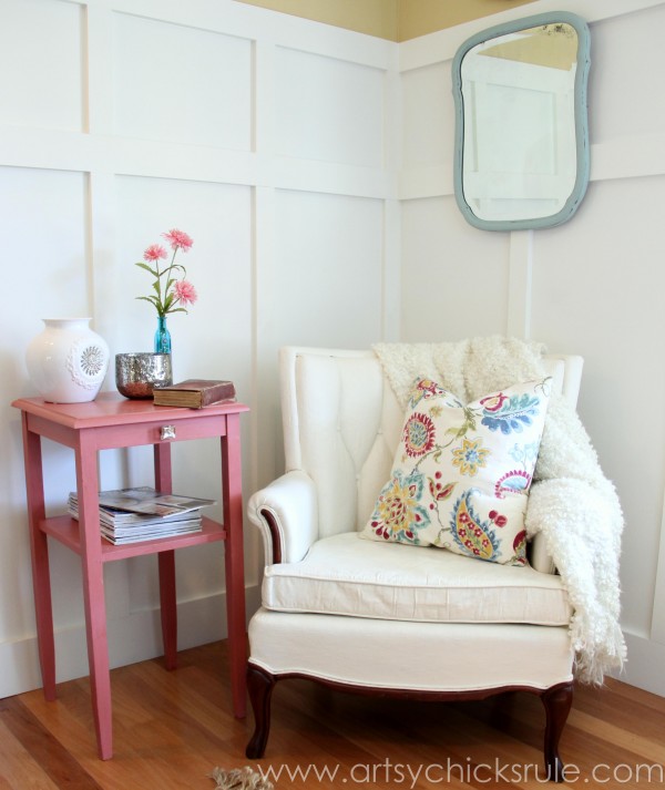 10 CORAL painted furniture makeovers to boost your creativity and bring inspiration for that piece waiting for a makeover! artsychicksrule.com #coralpaintedfurniture #coralcolor #coraldecor #coralfurniture #paintedfurniture