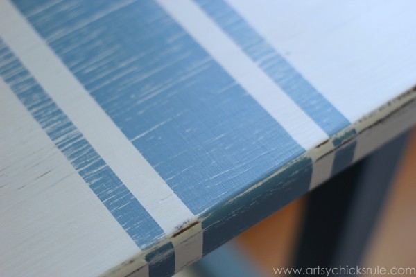 Grain Sack Table Makeover - Distressed Stripes - #chalkpaint #milkpaint #grainsack - artsychicksrule.com