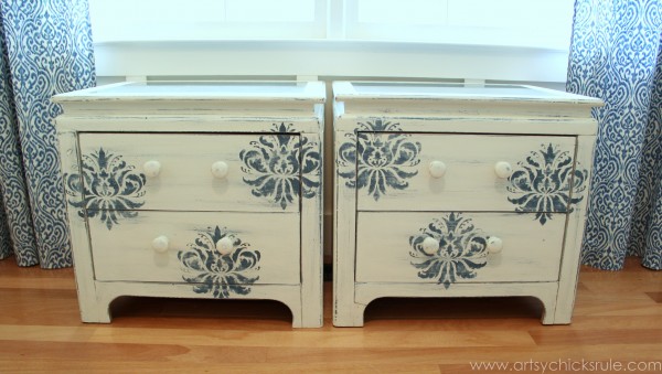 Realistic wood grain vinyl for furniture makeovers...well yes! What a fun way to update your old furniture! artsychicksrule.com 