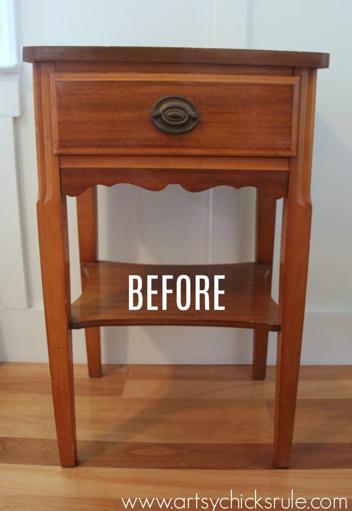 Thrifty End Table Makeover (Annie Sloan Chalk Paint)