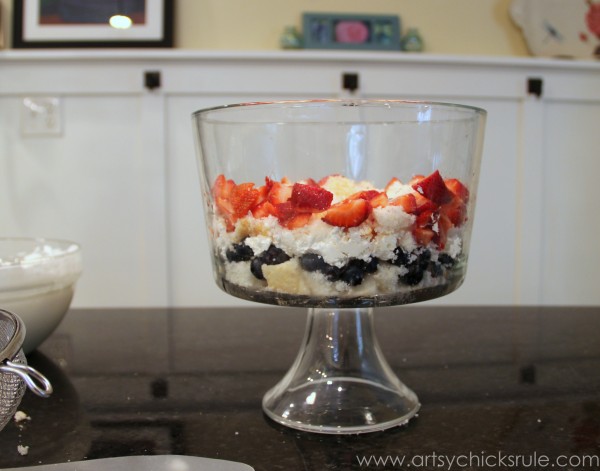 Berry Shortcake Trifle - Making Layers - artsychickrule.com #trifle #berry #dessert #recipe #patriotic