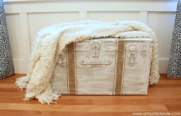 Travel Trunk Chalk Paint Makeover - After Throw- artsychicksrule.com - #chalkpaint #makeover #trunk #coco