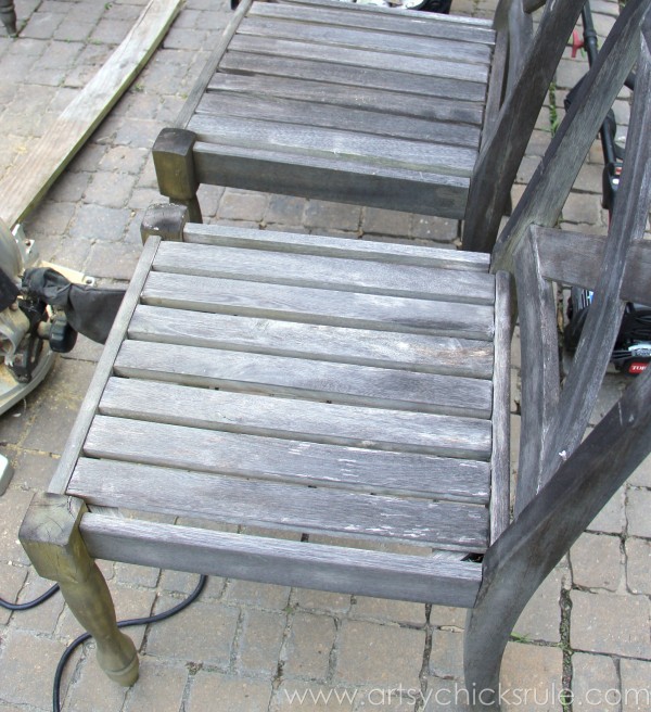 Patio Table Re-do - Chairs - Duck Egg Blue Chalk Paint - artsychicksrule.com #chalkpaint #duckeggblue #graphite