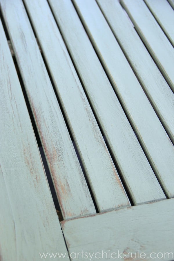 Patio Table Re-do - Up Close Distressed Top - Duck Egg Blue Chalk Paint - artsychicksrule.com #chalkpaint #duckeggblue #graphite