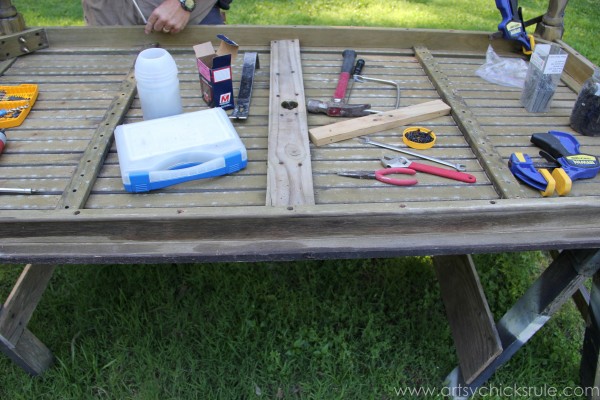 Patio Table Re-do Work in Progress- Duck Egg Blue Chalk Paint - artsychicksrule.com #chalkpaint #duckeggblue #graphite