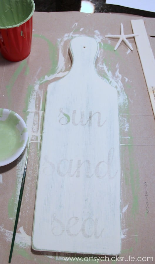 Sun, Sand, Sea Beach Sign - DIY - Tutorial - Lettering Transfer #chalkpaint #sign artsychicksrule.com