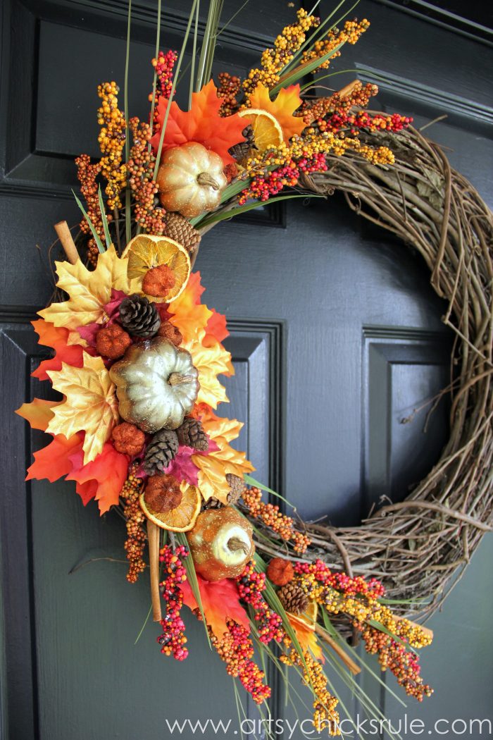 DIY Fall Wreath (Fall Themed Tour)