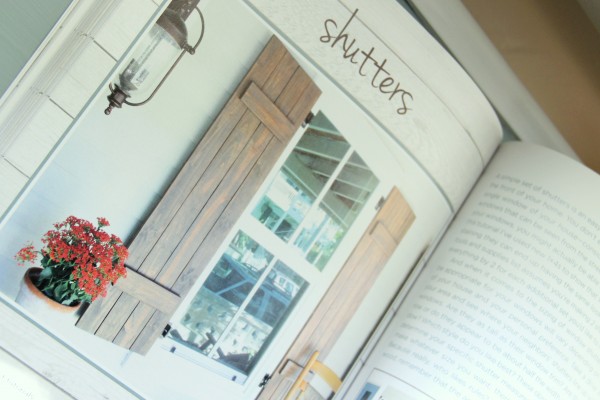 DIY Wood Pallet Book Review - Shutters