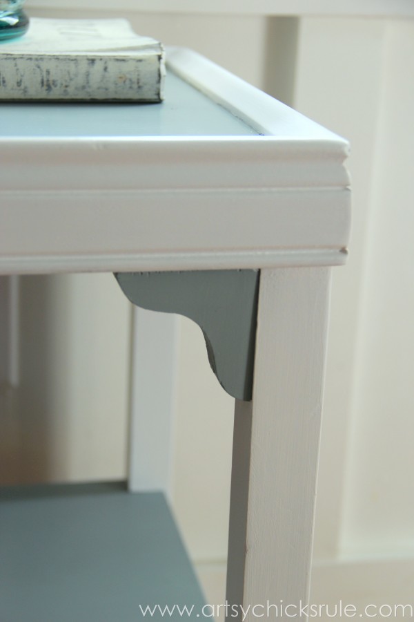 up close corner of table