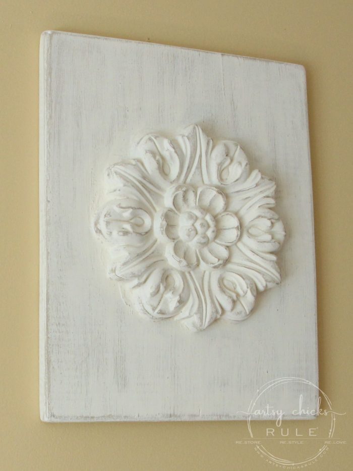 SIMPLE Way To Create "Carved Look" Wood Medallions! Inexpensive Home Decor You Can Make! artsychicksrule.com #woodmedallions #diyhomedecor #chalkpaint #ascp #chalkpaintprojects #knockoff #knockoffdecor #handcarvedwood #diydecor 