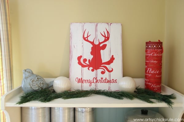 Christmas Home Tour 2014 - Red and Teal Themed - Dining - Silhouette Deer Head - #christmas #hometour #holidays #holidaydecor #redandteal artsychicksrule.com