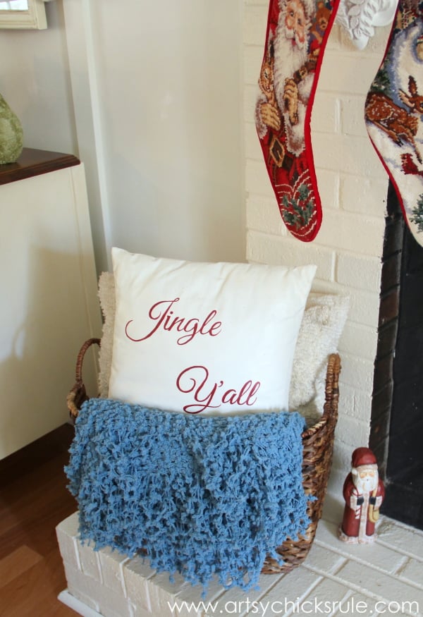 Christmas Home Tour 2014 - Red and Teal Themed - Family Room - Jingle Y'all Pillow - #christmas #hometour #holidays #holidaydecor #redandteal artsychicksrule.com