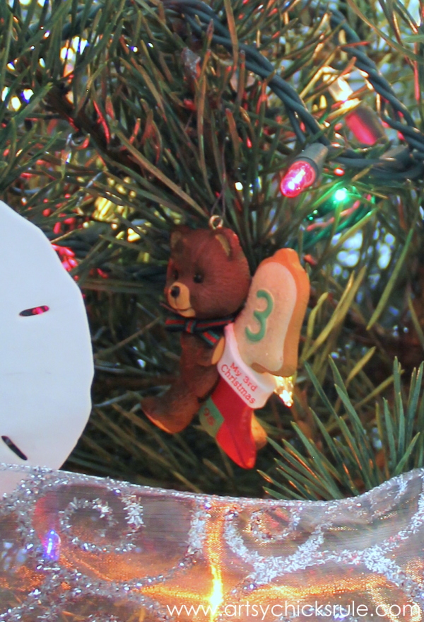 Oh Christmas Tree - 2014 - Bear -#Christmastree #ornaments #holidaydecor #holidays #Christmas artsychicksrule.com