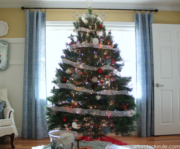 Oh Christmas Tree - 2014 - #Christmastree #ornaments #holidaydecor #holidays #Christmas artsychicksrule.com