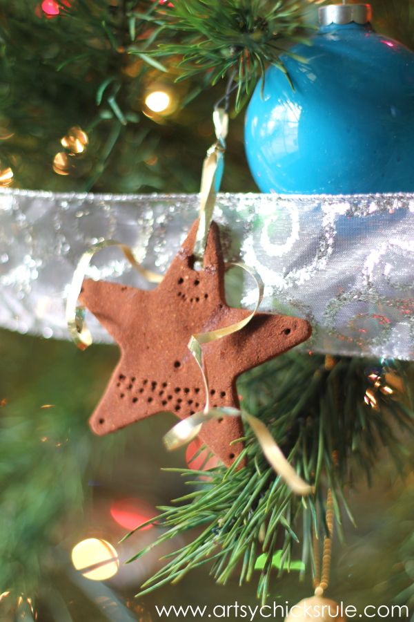 Oh Christmas Tree - 2014 - Cinnamon Star - #Christmastree #ornaments #holidaydecor #holidays #Christmas artsychicksrule.com