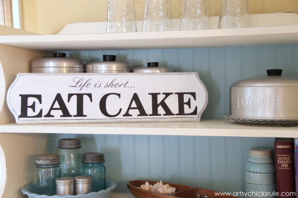 Life is Short, EAT CAKE - Bakers Hutch - #eatcake #cake #sign #cameo #sillhouette #diytutorial artsychicksrule.com