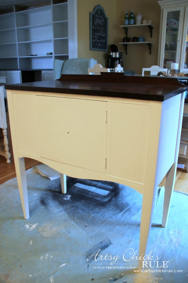 Sideboard Makeover with Java Gel and Chalk Paint - Pure White - #javagel #chalkpaint #anniesloan #makeover artsychicksrule.com