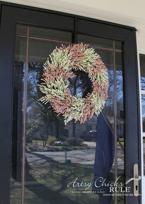 Simple DIY Spring Wreath - Home Decor - #spring #wreath #springwreath artsychicksrule.com