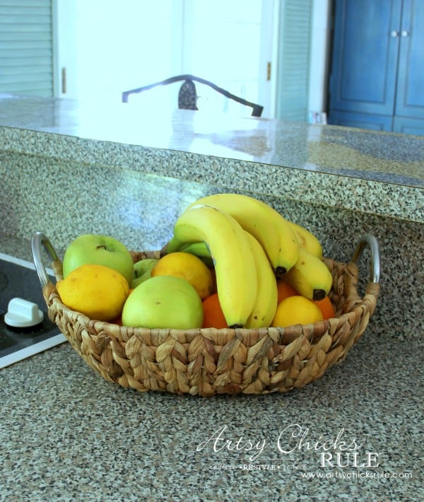 Decorating with Baskets - Functional and Decorative Storage Solution - for fruit on the counter! artsychicksrule.com #baskets