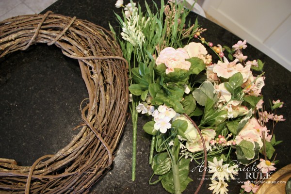 Simple (and thrifty!) DIY Floral Wreath - Artsy Chicks Rule®