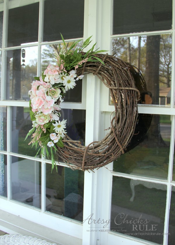 Easy DIY Floral Wreath - Using leftovers floral and greenery #wreath artsychicksrule.com