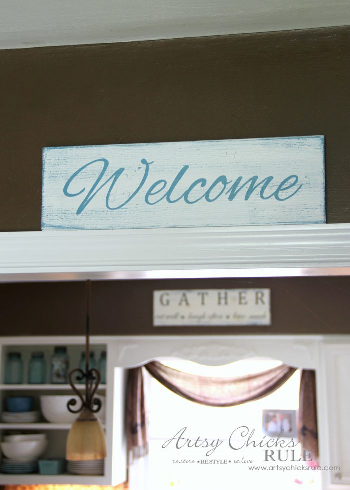 DIY Welcome Sign (thrifty, what else?!)