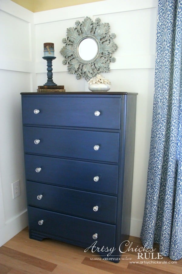 Coastal & Corinth Blue Milk Paint Makeover w Java Gel Top - Love BLUE - #generalfinishes #milkpaint #javagel artsychicksrule.com