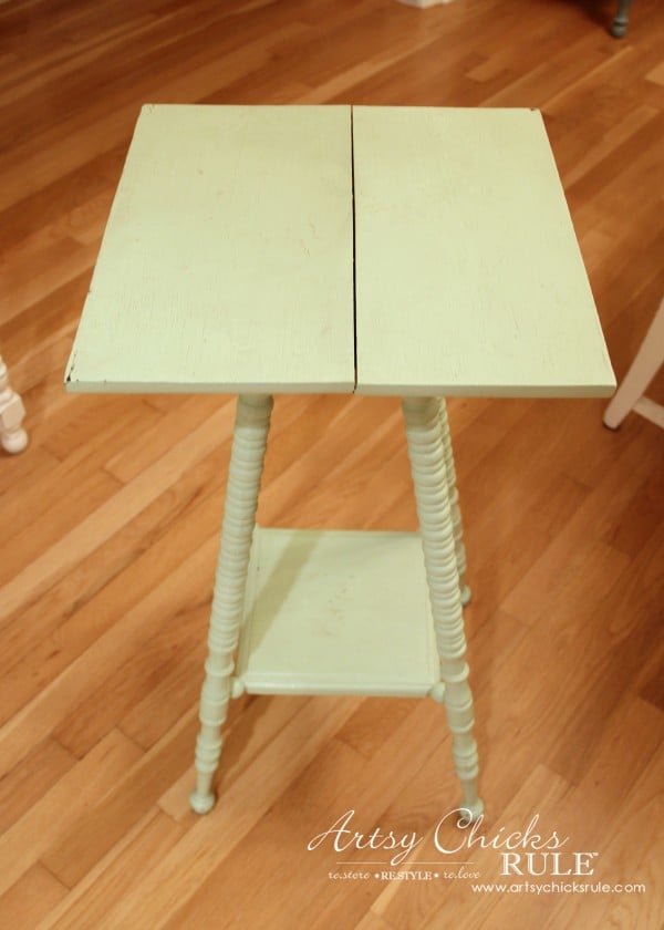 Paris Side Table Makeover - Before - #paris #makeover #chalkpaint #milkpaint artsychicksrule.com