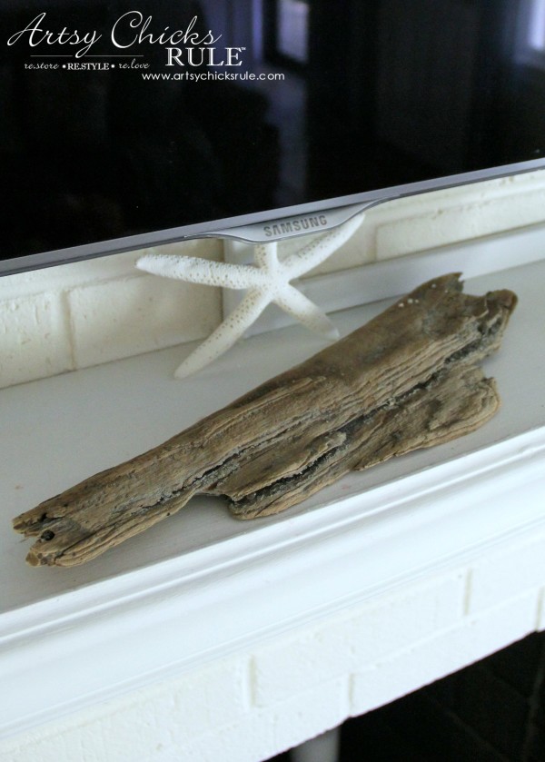 Coastal Summer Home Tour - with Balsam Hill - Driftwood - #nautical #coastal #homedecor artsychicksrule