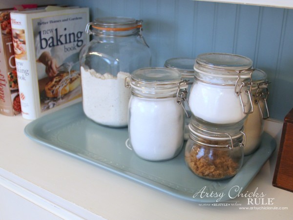 Decorating with Trays - Inspiration for using them in your home! - #baking #homedecor artsychicksrule.com