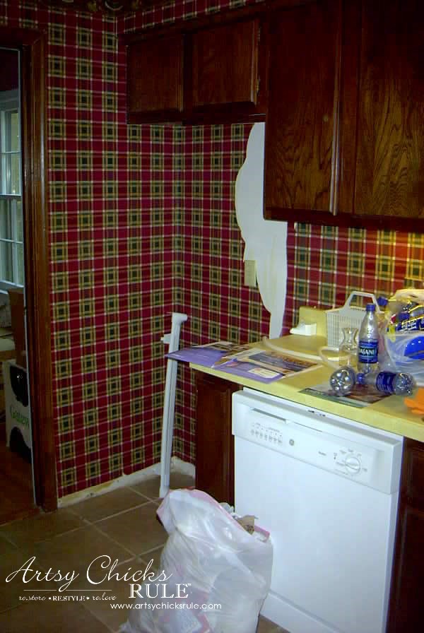 Kitchen-Makeover-Plaid-Paper-Removal-kitchen-Makeover-artychicksrule