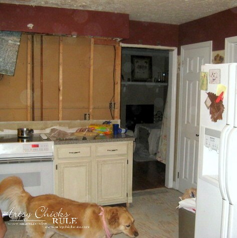 Kitchen Makeover - Wall Removal - #kitchen #Makeover artychicksrule