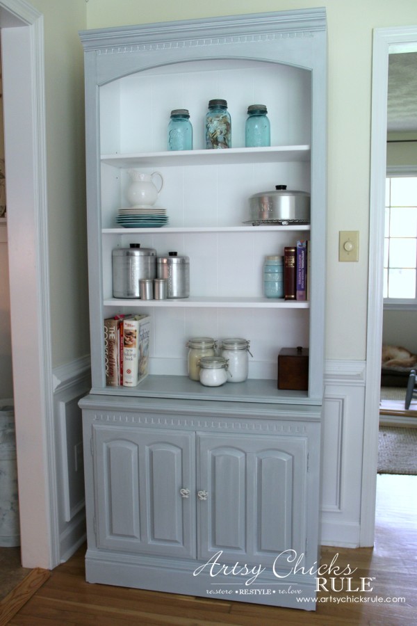 bookcase after painted blue and white