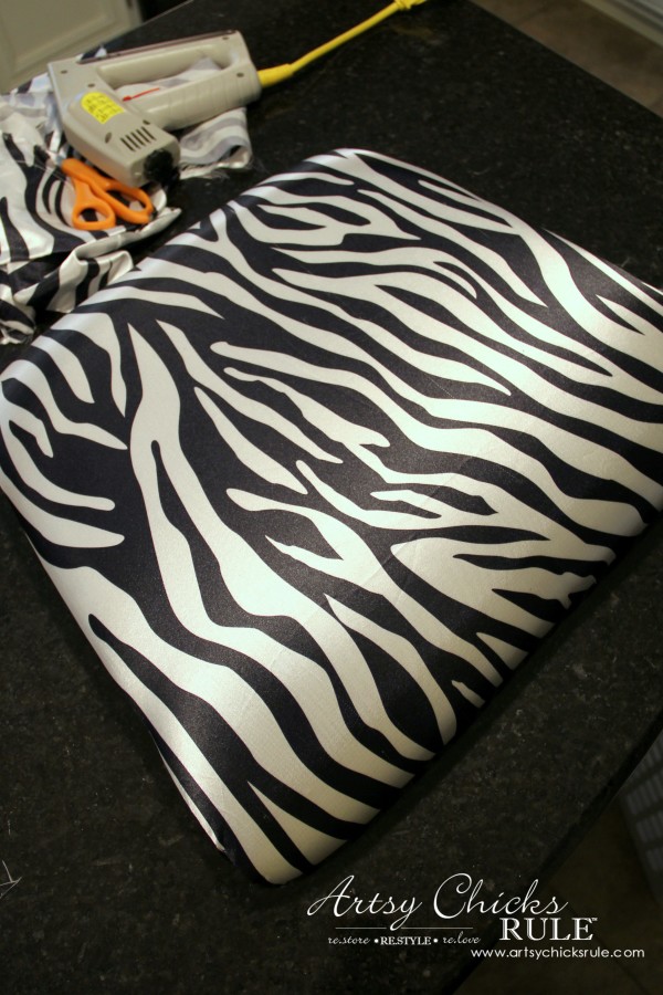 Zebra Chair Makeover (Animal Theme)  - Covering the seat - $5 dollar thrifty makeover - artsychicksrule
