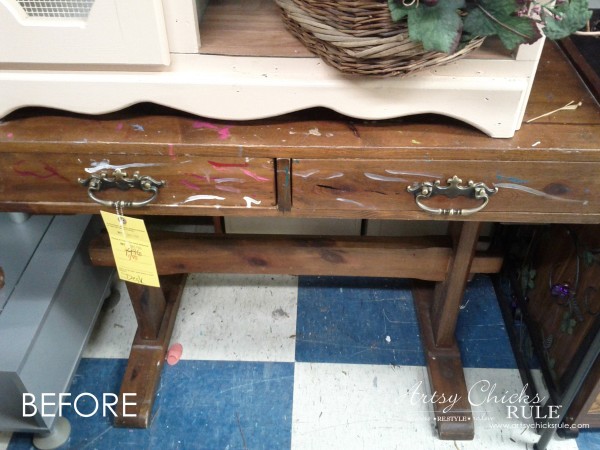 Chalkboard Desk - BEFORE - $10 thrifty find - artsychicksrule