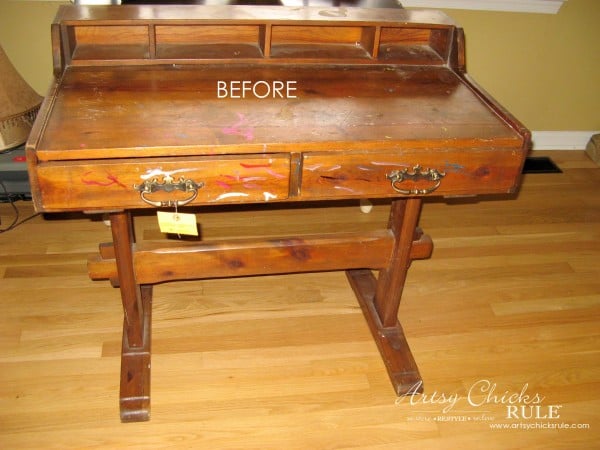 Chalkboard Desk - BEFORE Makeover - $10 thrifty find - artsychicksrule