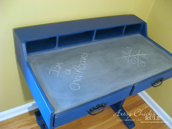 Chalkboard Desk - Make the top of the desk a chalkboard - $10 thrifty find - artsychicksrule #chalkpaint #graphite #napoleonicblue