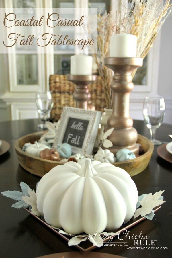 Coastal Casual Fall Tablescape - DECOR ON A BUDGET - artsychicksrule #falldecor #falltablescape #coastaldecor